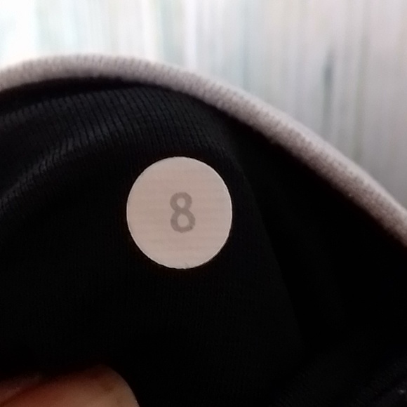 Lululemon groove shorts black quilt spring 14 shorts tall size 8 - Picture 4 of 4